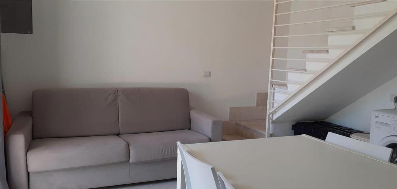 Villetta Federico Climatizzata Con Giardino Privato Viddalba Exterior foto